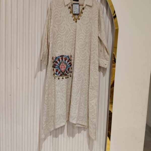 Avant-garde tunic
