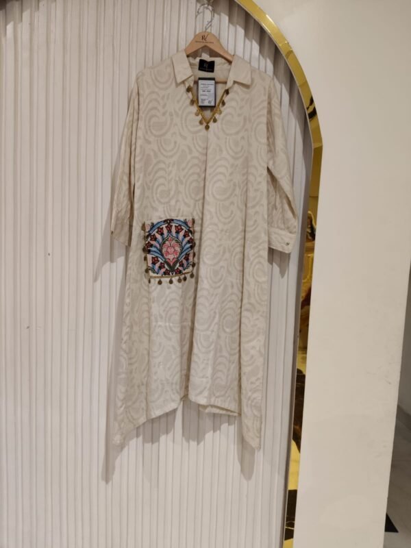 Avant-garde tunic